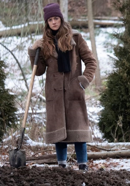 Fashionable Murphy Mason shearling coat in dark hue by TJS in USA