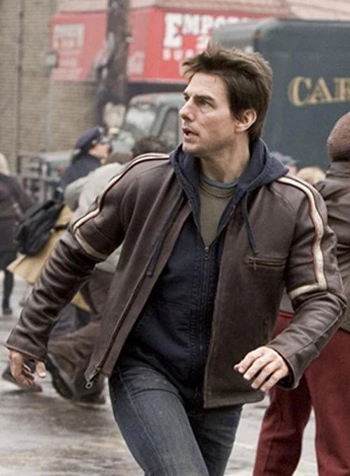 Tom Cruise's adventurous leather jacket in War of the Worlds in America