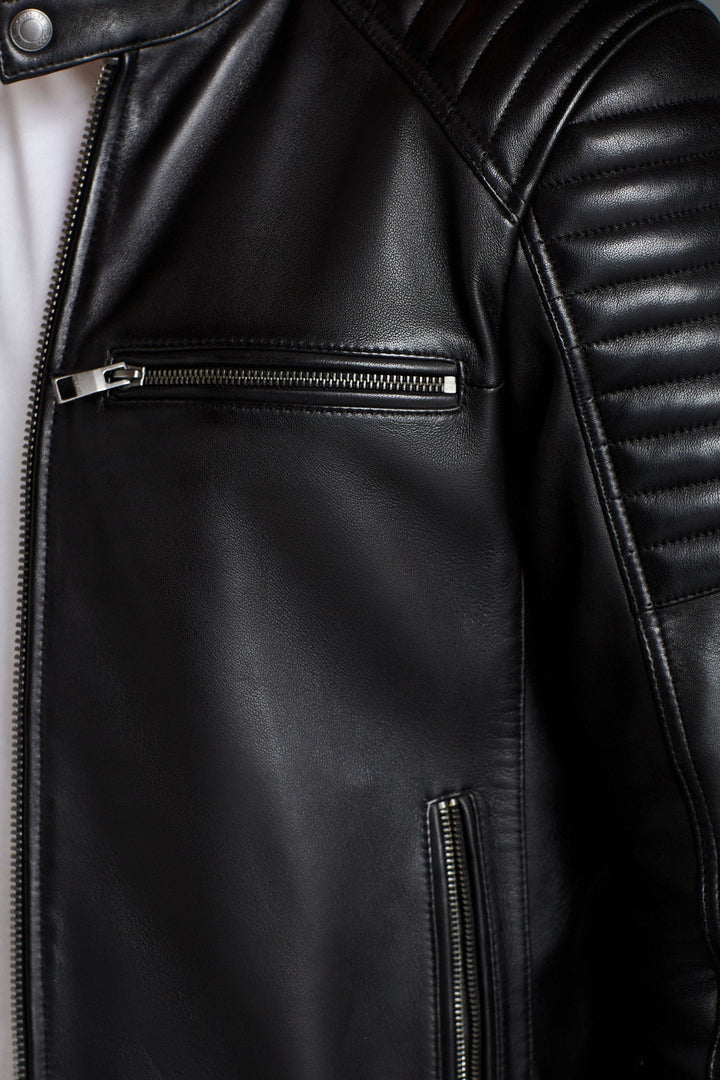 Fashionable signature leather jacket for men in American style